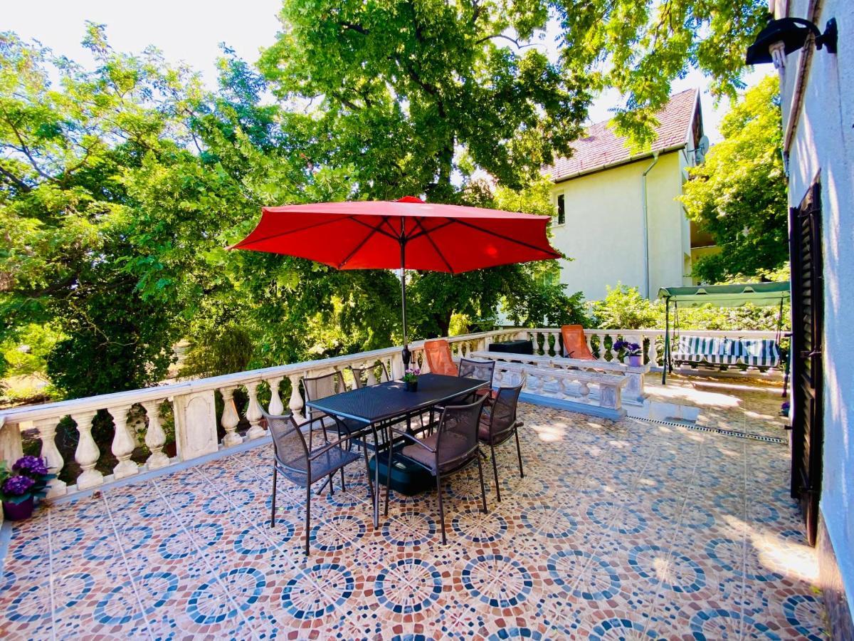 Budahome Apartments บูดาเปสต์ ภายนอก รูปภาพ